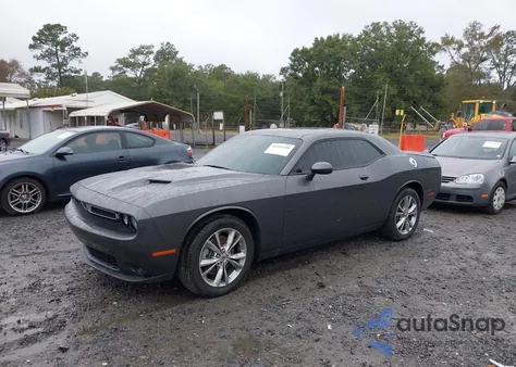 2022 Dodge Challenger Sxt Awd from USA, damaged, VIN 2C3CDZGG6NH204558